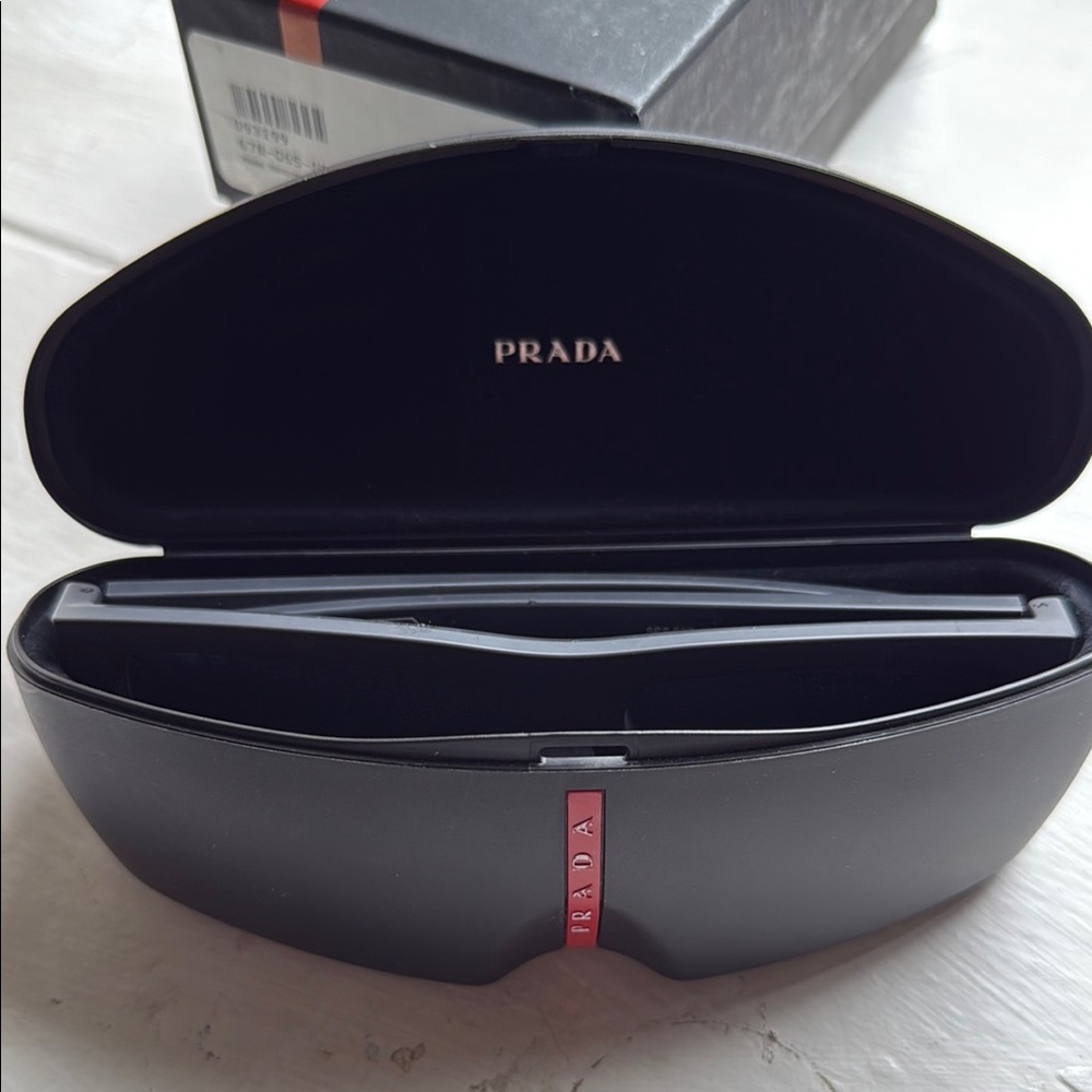 Prada Black Sunglasses - Picture 7 of 10